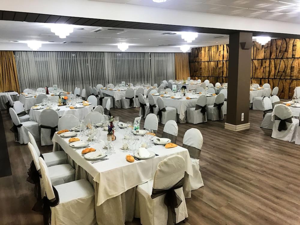 Rey Sancho Palencia Hotel Exterior photo